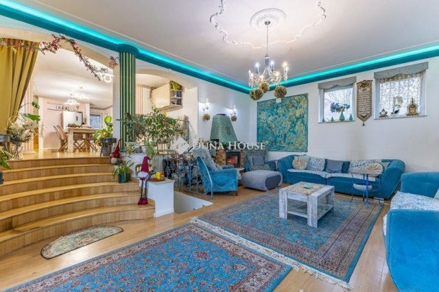 Eladó családi ház, Fóton 295 M Ft, 6 szobás