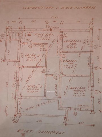 Eladó családi ház, Balsán 41.5 M Ft, 6+1 szobás