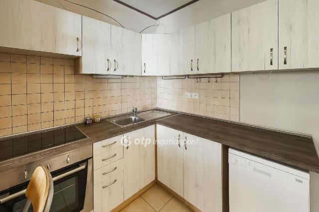 Eladó téglalakás, Budapesten, XI. kerületben 69.9 M Ft, 1 szobás