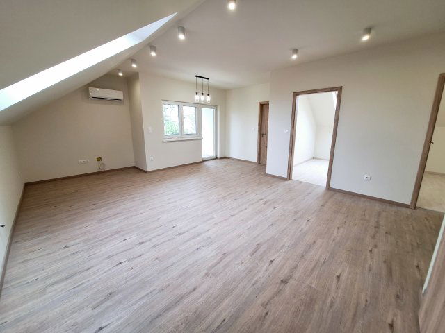 Eladó téglalakás, Érden 89 M Ft, 4 szobás