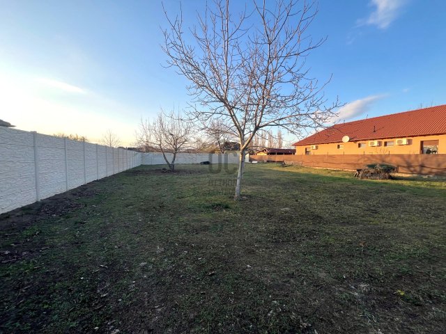 Eladó telek, Szigetszentmiklóson 32.9 M Ft / költözzbe.hu