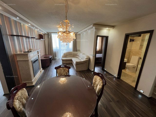 Kiadó téglalakás, albérlet, Kaposváron, Berzsenyi utcában