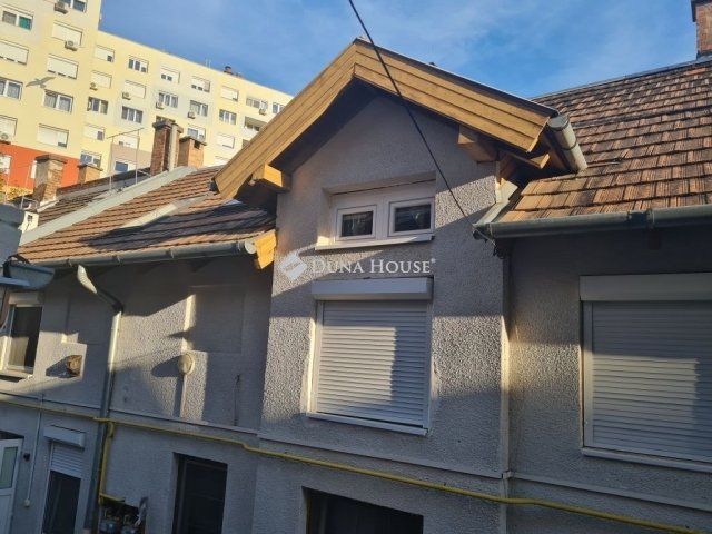 Eladó téglalakás, Budapesten, III. kerületben 54 M Ft