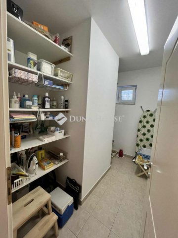 Eladó családi ház, Szálkán 159.9 M Ft, 3 szobás