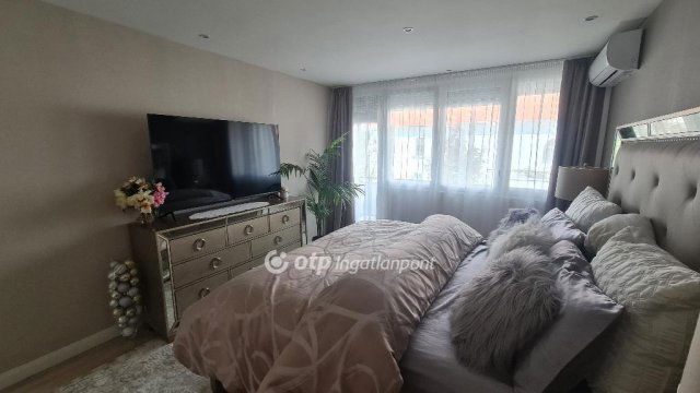 Eladó téglalakás, Egerben 79 M Ft, 2 szobás