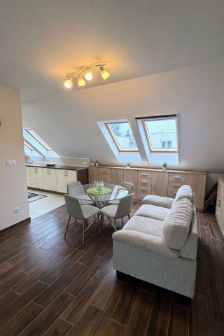 Eladó téglalakás, Baján 52.8 M Ft, 2 szobás