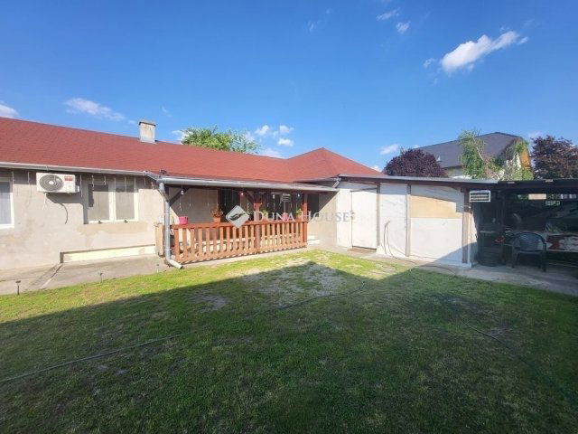 Eladó családi ház, Gyálon 84 M Ft, 6 szobás