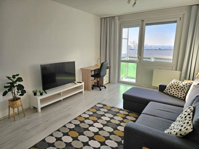 Kiadó panellakás, albérlet, Debrecenben 230 E Ft / hó, 2 szobás