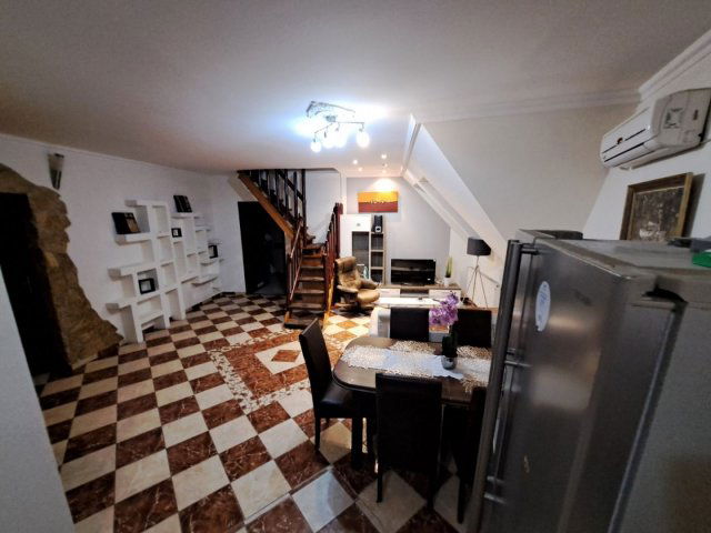 Kiadó téglalakás, albérlet, Debrecenben 295 E Ft / hó, 4 szobás