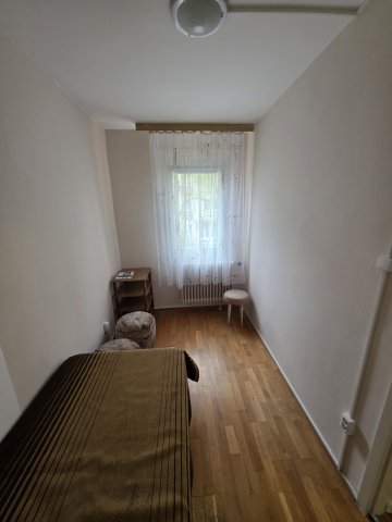 Eladó panellakás, Székesfehérvárott 47.99 M Ft, 1+1 szobás