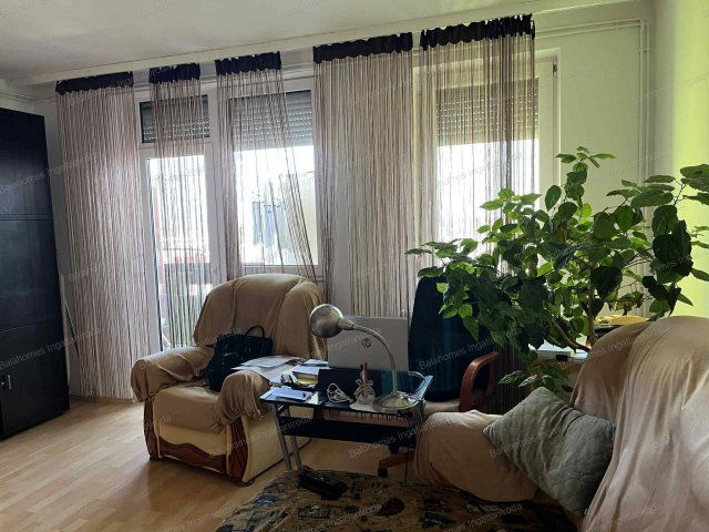 Eladó panellakás, Siófokon 52 M Ft, 1+1 szobás