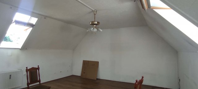 Eladó téglalakás, Veszprémben 50 M Ft, 1 szobás