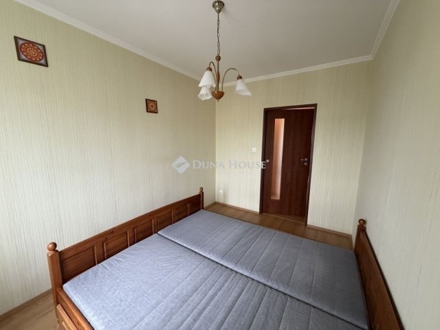 Eladó panellakás, Budapesten, XV. kerületben 75 M Ft, 1 szobás