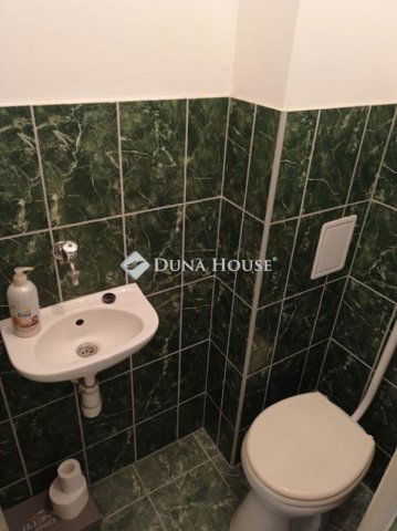 Eladó sorház, Egerváron 29.9 M Ft, 3 szobás