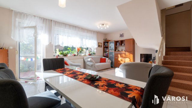 Eladó sorház, Siófokon 99.5 M Ft, 4+2 szobás