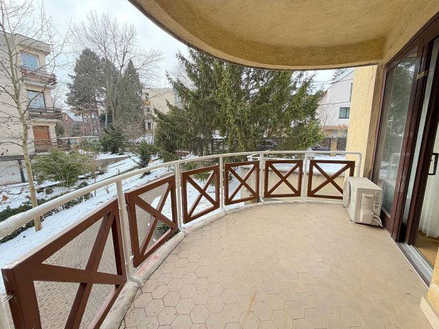 Kiadó téglalakás, albérlet, II. kerületben, Széphalom utcában