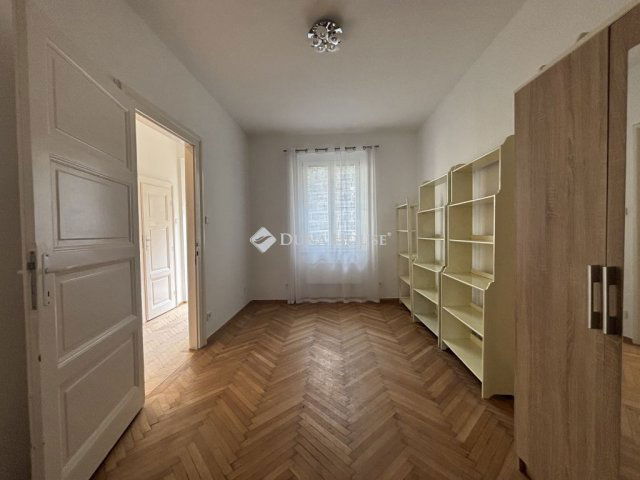 Kiadó téglalakás, albérlet, Budapesten, III. kerületben