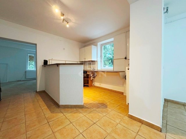 Eladó családi ház, Tökölön 65 M Ft, 3 szobás