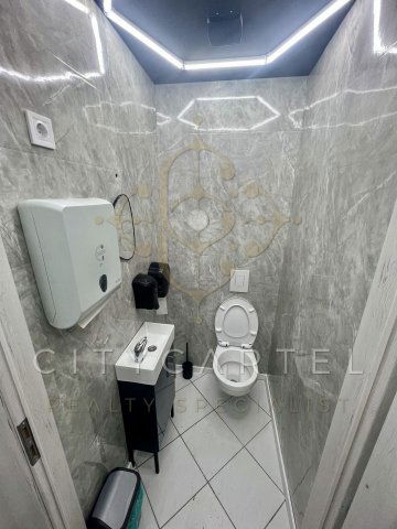 Eladó üzlethelyiség, Fonyódon 40 M Ft / költözzbe.hu