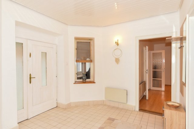 Eladó családi ház, Örvényesen 69.9 M Ft, 2+1 szobás