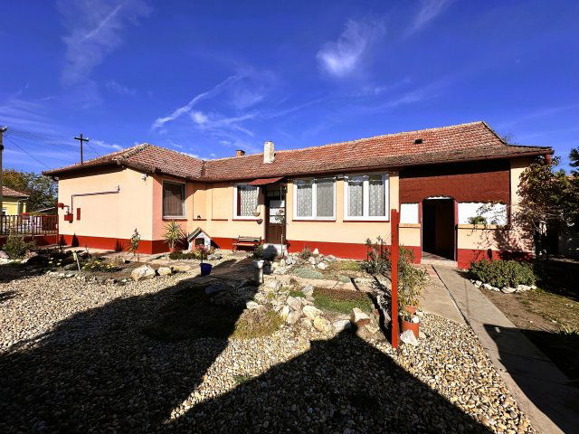 Eladó családi ház, Végegyházán 12.5 M Ft, 3 szobás