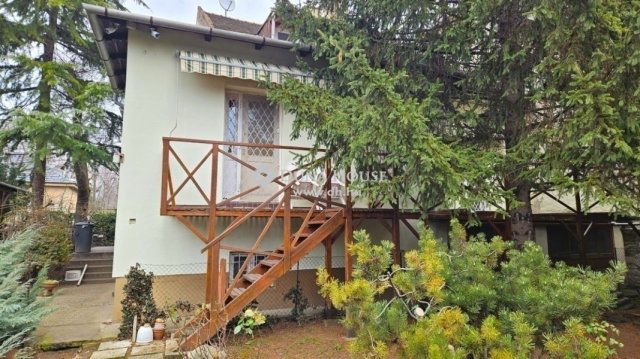 Eladó családi ház, Budapesten, X. kerületben 160 M Ft, 6 szobás