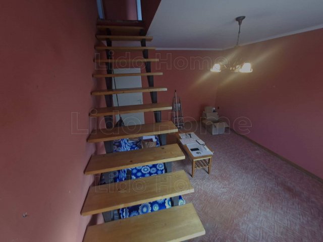 Eladó családi ház, Székesfehérvárott 72.999 M Ft, 4 szobás