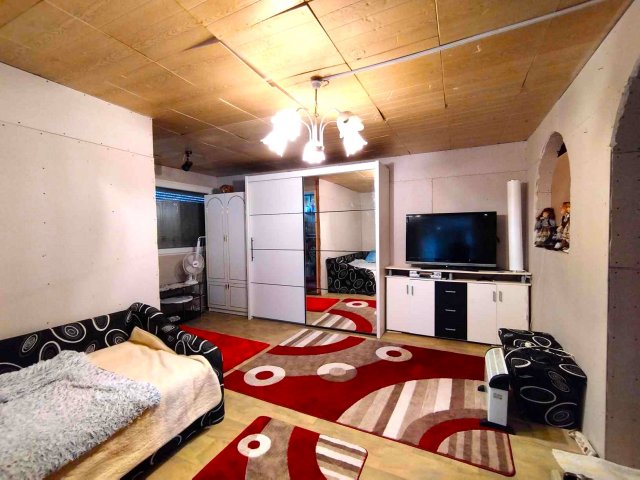 Eladó nyaraló, Kiskunhalason 18.48 M Ft, 2 szobás