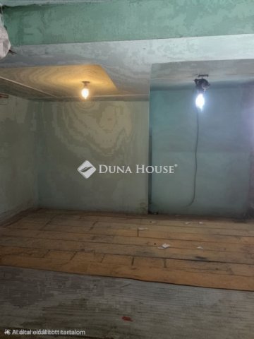 Eladó üzlethelyiség, Budapesten, IX. kerületben 39 M Ft