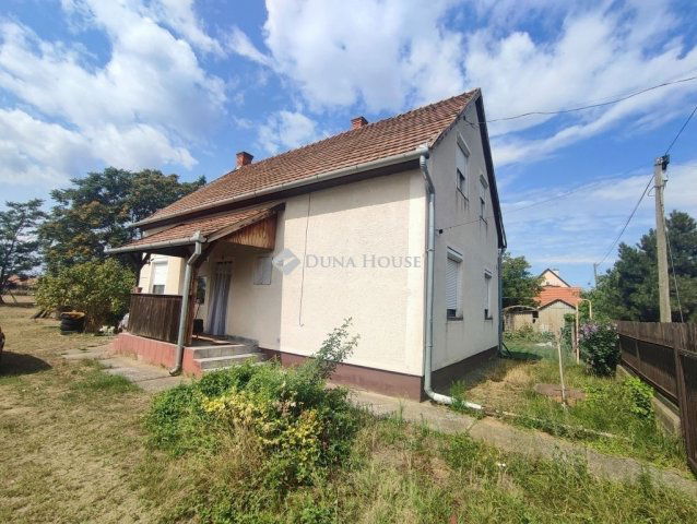 Eladó családi ház, Tiszaugon 24.9 M Ft, 5 szobás