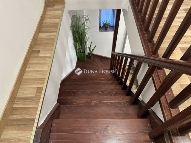 Eladó téglalakás, Budapesten, X. kerületben 59.99 M Ft, 3 szobás