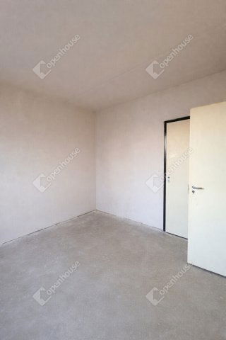 Eladó panellakás, Sopronban 44.9 M Ft, 3 szobás