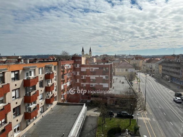 Eladó téglalakás, Zalaegerszegen 53 M Ft, 2 szobás