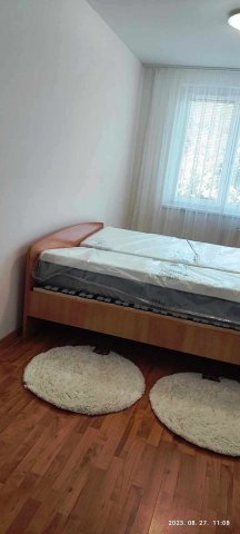 Kiadó panellakás, albérlet, Debrecenben, Károlyi Mihály utcában