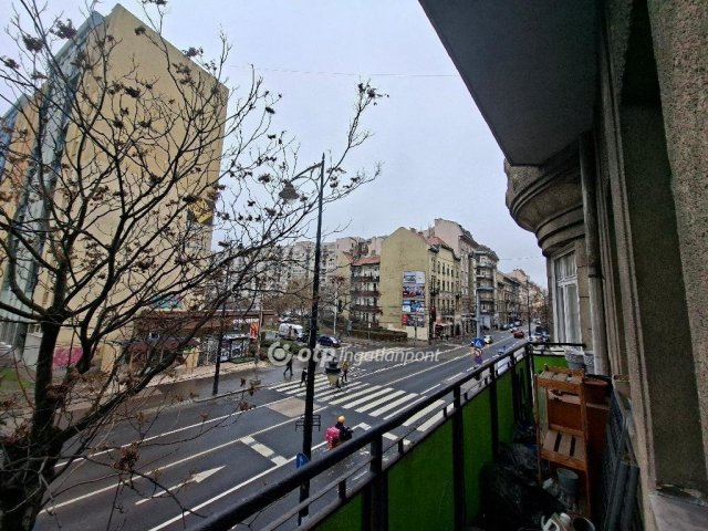 Eladó téglalakás, Budapesten, VIII. kerületben 99 M Ft, 4 szobás