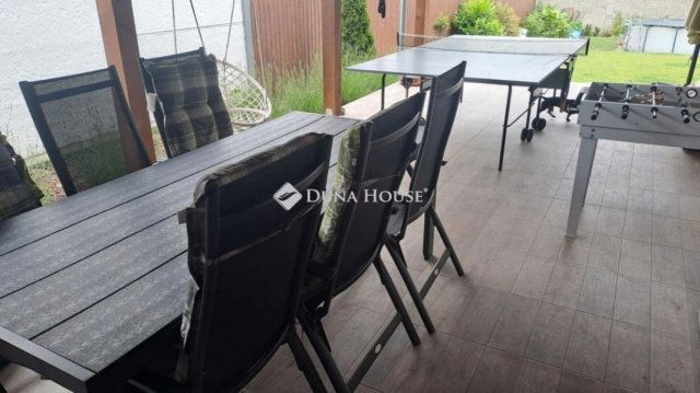 Eladó sorház, Baján 89.9 M Ft, 5 szobás / költözzbe.hu