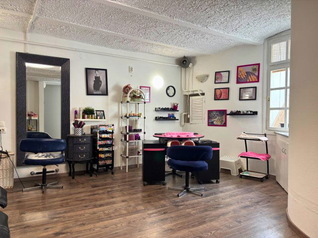 Eladó üzlethelyiség, Budapesten, III. kerületben 42 M Ft