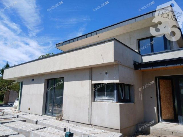 Eladó ikerház, Kecskeméten 110 M Ft, 4 szobás