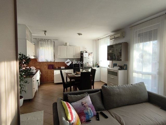 Eladó téglalakás, Budapesten, XIII. kerületben 93 M Ft, 3 szobás