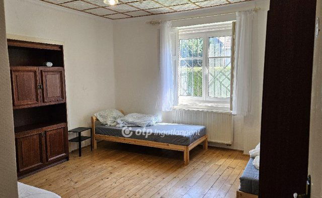 Eladó családi ház, Adonyban 36.9 M Ft, 2+1 szobás