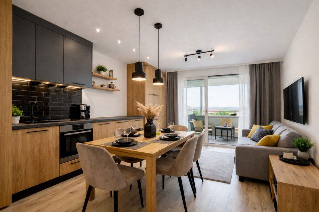 Eladó panellakás, Pécsett, Építők útján 63.9 M Ft