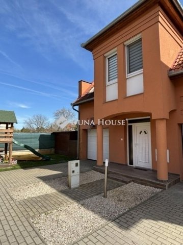 Eladó sorház, Kecskeméten 132 M Ft, 4 szobás