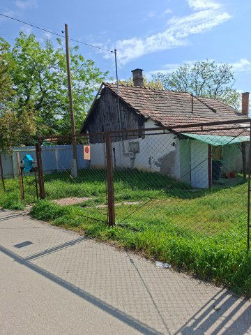 Eladó családi ház, Tiszaföldváron 5 M Ft, 3+1 szobás