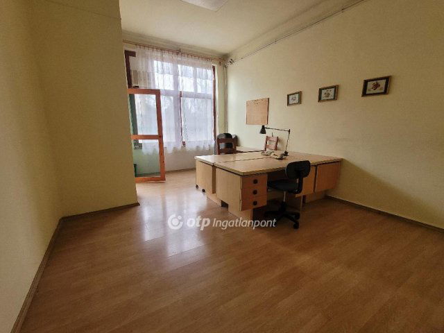 Eladó iroda, Mezőhegyesen 30 M Ft / költözzbe.hu