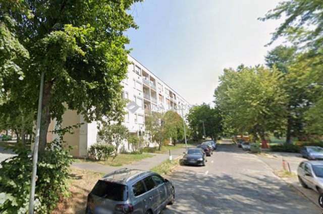 Eladó téglalakás, Szombathelyen 39 M Ft, 2 szobás