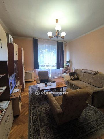 Eladó téglalakás, Salgótarjánban 14.9 M Ft, 1 szobás