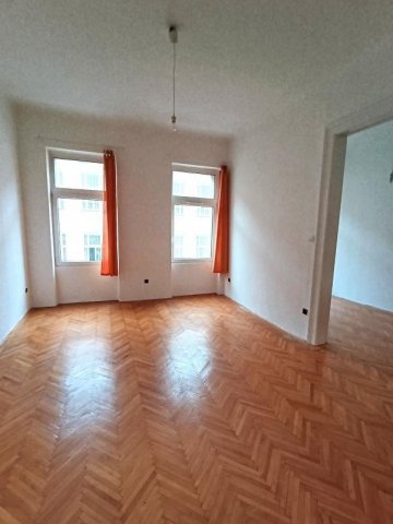 Eladó téglalakás, Budapesten, VII. kerületben 68.6 M Ft