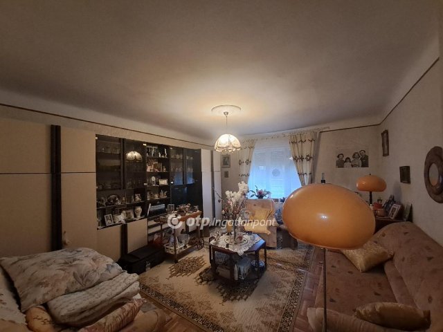 Eladó családi ház, Tápiószecsőn 47 M Ft, 3 szobás