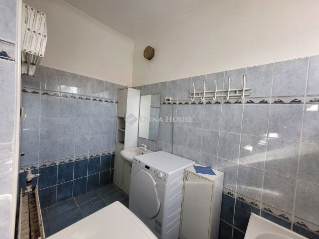 Eladó sorház, Szigetszentmiklóson 85.9 M Ft, 5 szobás