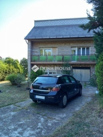 Eladó családi ház, Gödöllőn 152 M Ft, 3+2 szobás